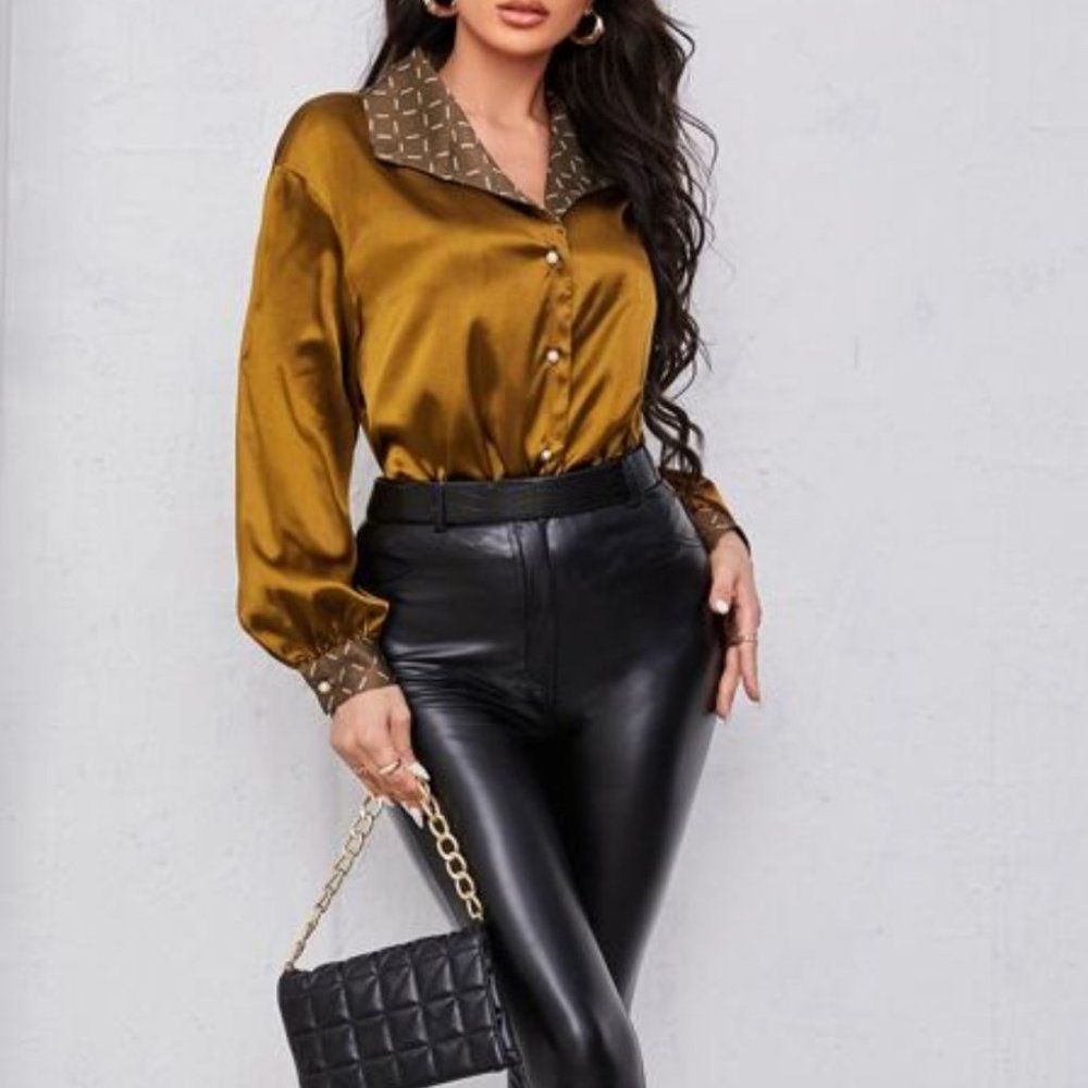 Chain Print Satin Blouse - Picture 2 of 5